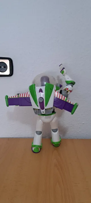 Action figure Buzz Lightyear di Toy Story - Spazio bianco, verde e viola