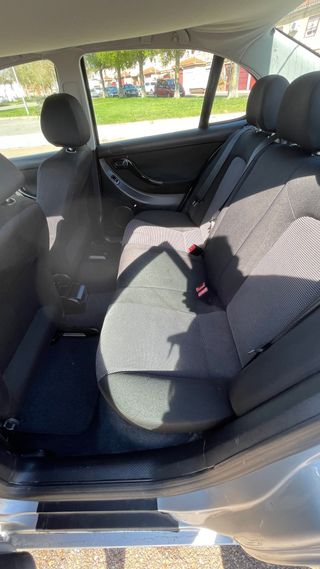 SEAT Toledo 2004 garantía de 12 meses