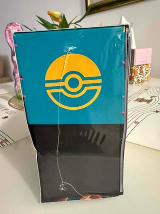 Pokemon Ascended Heroes ETB Caja Entrenador Elite