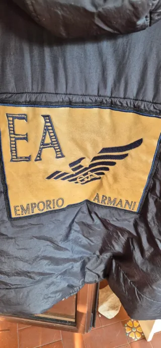 Piumino corto Emporio Armani nero con inserti