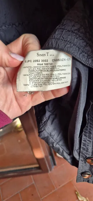 Piumino corto Emporio Armani nero con inserti