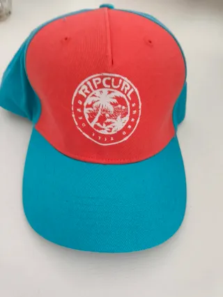 Gorra Rip Curl Roja y Turquesa