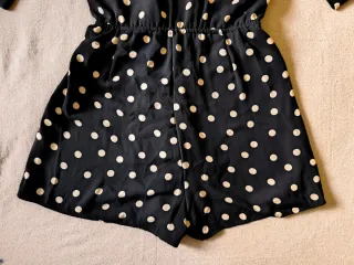 Mono corto lunares negro y blanco