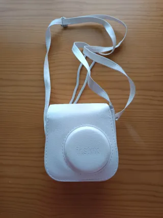 Cámara Fujifilm Instax Mini 11 Blanca