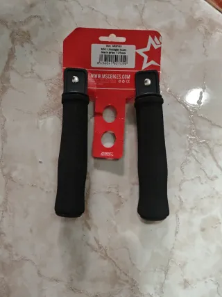 Puños MSC Ultralight Foam Negros