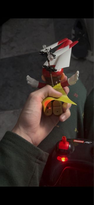 Mario Bross Volador con Mando Carrera RC