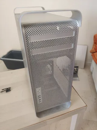 Ricambi Apple Mac Pro A1186  Qualunque ricambio