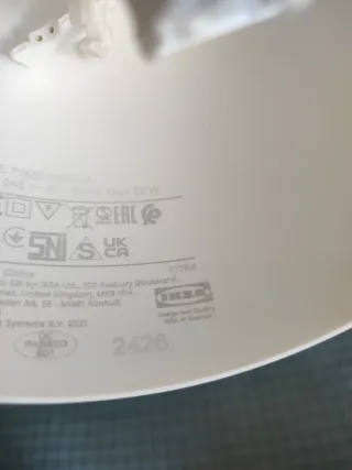 Lámpara colgante blanca de plástico