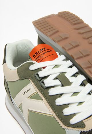 Zapatilla Deportiva Kelme Verde