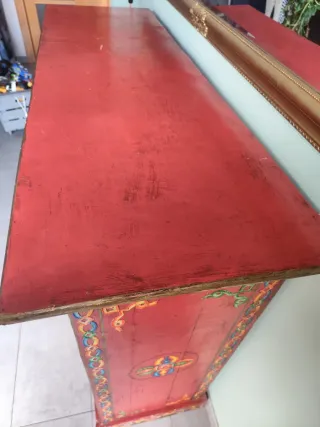 Mueble Hindú Antiguo