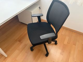 Mesa escritorio Ofiprix con cajonera y silla