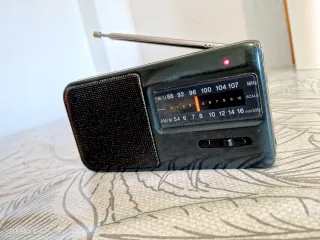Radio Sony ICF-390 FM/AM