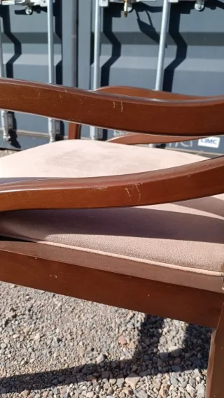Silla de escritorio de madera y ante con ruedas