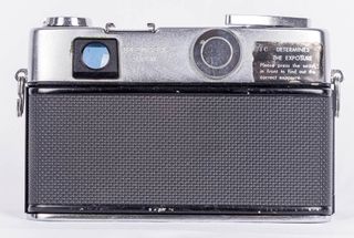 Yashica Lynx 5000-E 45mm f1.8