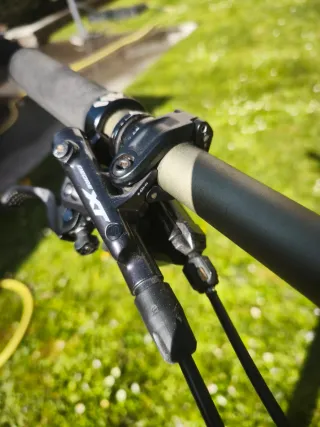 Bicicleta DH Santa Cruz Roja