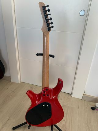Guitarra Parker Dragonfly Roja