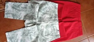 2 Pantalones de señora estampados y rojos