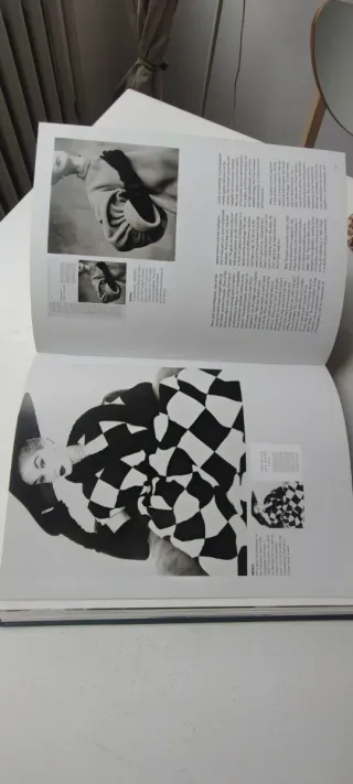 In Vogue: An Illustrated History of the World's...