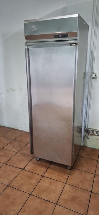 Nevera industrial acero  inoxidable1 puerta