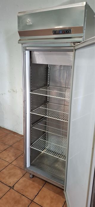 Nevera industrial acero  inoxidable1 puerta