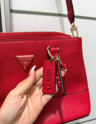Bolso Guess Rojo-REBAJADO DE 55€