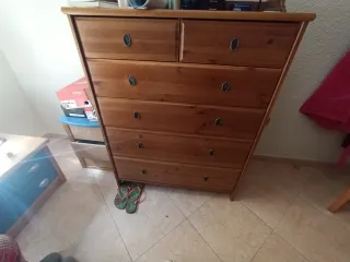 Sinfonier de madera marrón