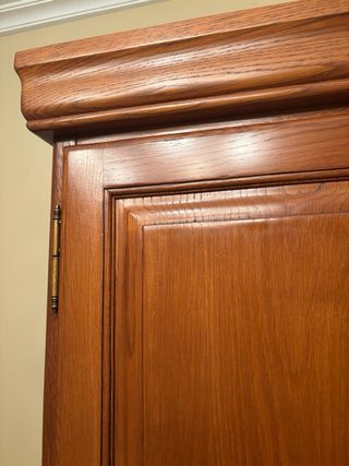 Armario ropero de madera