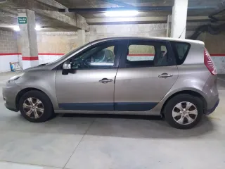 Renault Scenic 2009