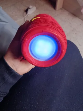 Altavoz Bluetooth Rojo y Amarillo