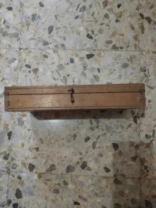 Flauta travesera antigua de madera