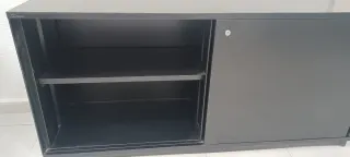 Mueble de oficina negro
