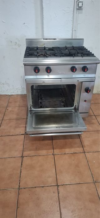 Cocina Industrial 4 Fogones + Horno JEMI