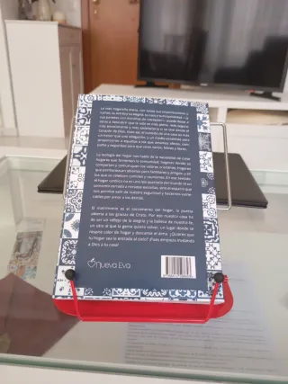 Atril para libros o tablet rojo