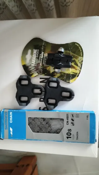 Cadena Shimano 10v y Zapatas Calas