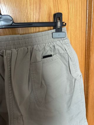 Pantalón corto vintage beige