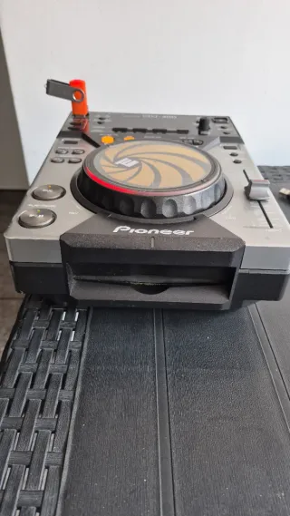 Pareja Pioneer CDJ-400 USB