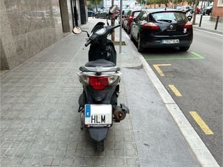 Moto SYM Symphony 125 SR Blanca