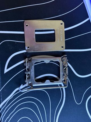 Soporte CPU Intel LGA1700 + Backplate