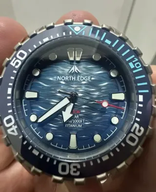 Reloj North Edge Solar 300M TITANIO Azul