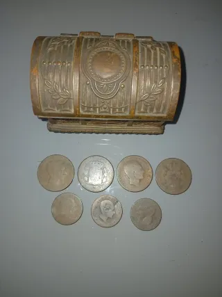 Cofre joyero cobre y monedas Alfonso XII