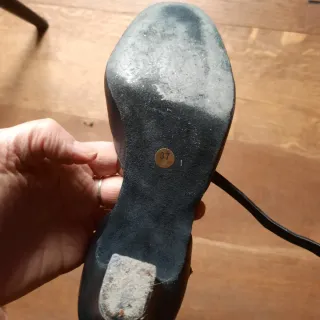 Scarpe da tango nere con cinturino