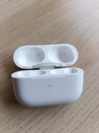 Cargador Apple AirPods