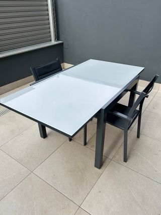 Set tavolo e 2 sedie da esterno NATERIAL