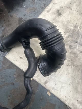 Tubo de aire Mercedes A6460940297