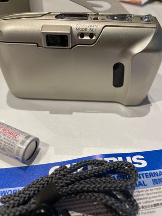 Cámara Analógica Olympus mju Zoom 80