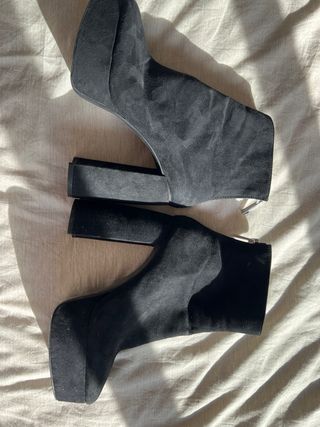 Botines Zara Tacón Plataforma Ante Negro