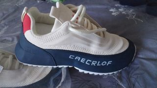 Zapatillas Caecrlof Talla 42 Nuevas