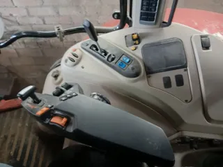 Tractor Massey Ferguson 136 CV