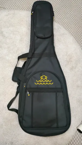 GUITARRA STRATOCASTER LUTHIER CORAL