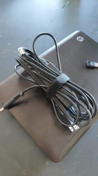 Portátil HP Pavilion dm4 i3 6GB RAM